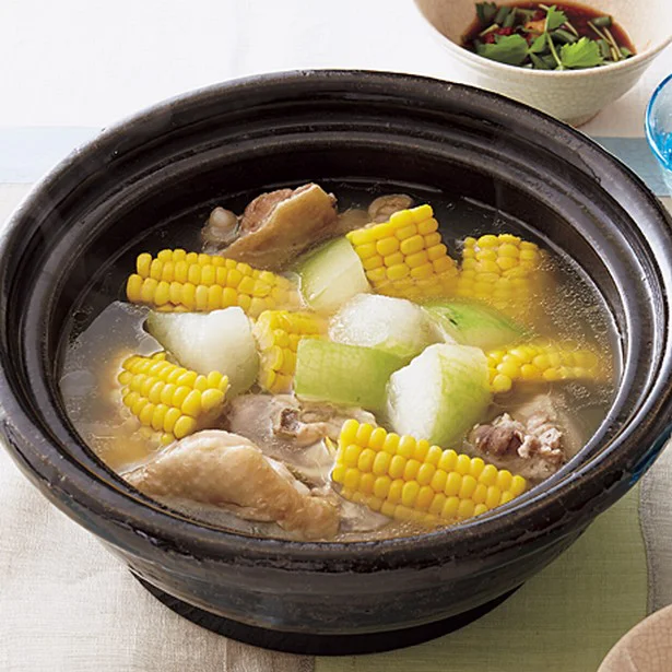 夏にこそ効果アリ！旬野菜満載の美容鍋