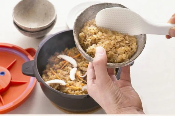 初心者でも怖くない！レンジでチンする圧力鍋