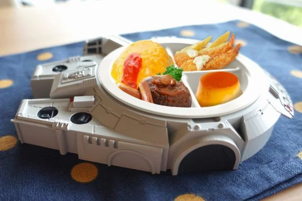 「スター・ウォーズ」の人気メカが、ランチプレートになった