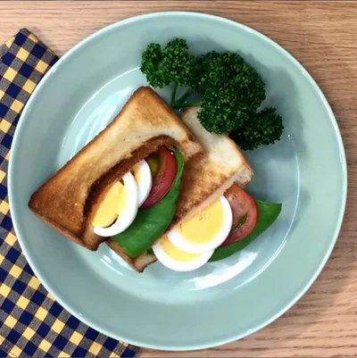 ポケットサンドなら食材をこぼさずに食べられて快適♪