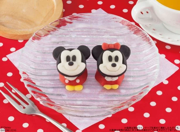 和菓子なクリスマスミッキーが「キュートすぎて食べられない」と各地で嬉しい悲鳴