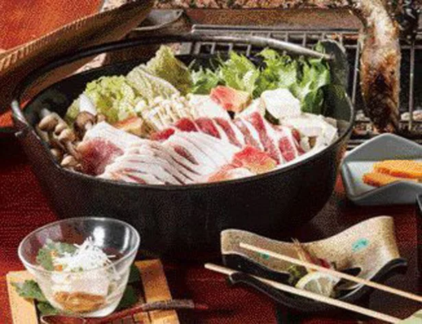 第3位「白峰温泉 ホテル八鵬」のしし鍋は料理人が狩猟から調理まで手がける！