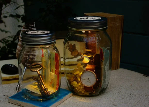 【写真を見る】GLASS JAR WITH LED　今年のクリスマスプレゼントは一工夫加えてもっと素敵に見せてみて！　サイズ2種　600円（税抜）