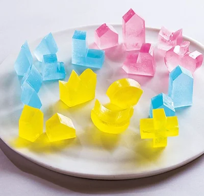食べられる宝石！と話題のスイーツ「琥珀糖」