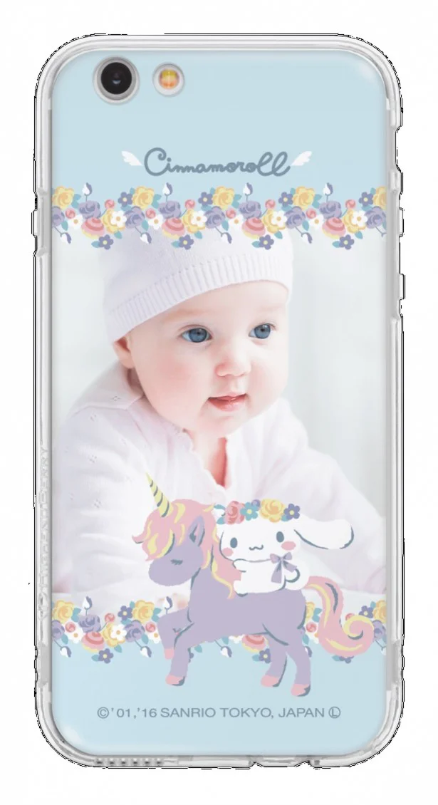 赤ちゃんの優しい写真は、パステル調のシナモロールデザインがぴったり。