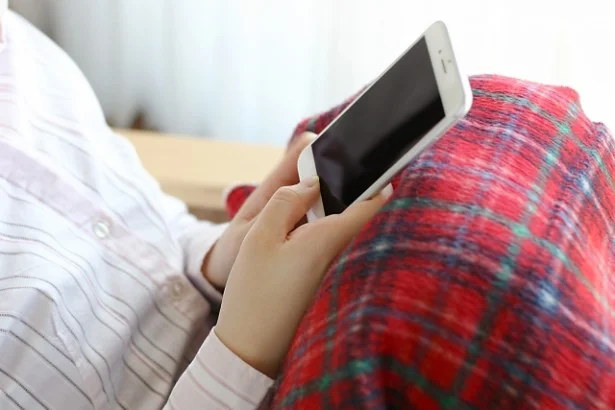 「スマホ労眼」が急増中の今、1日1分眺めるだけのトレーニング帳で対策を