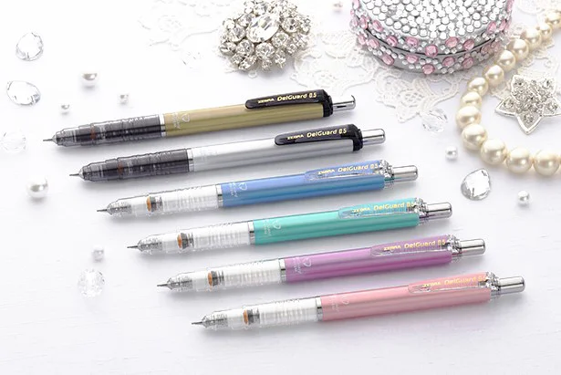 「折れない芯」で人気な最強のシャープペンシルに新デザイン登場