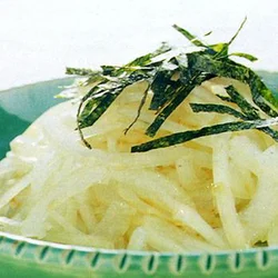 玉ねぎのごま油あえ