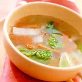 白菜のピリ辛スープ