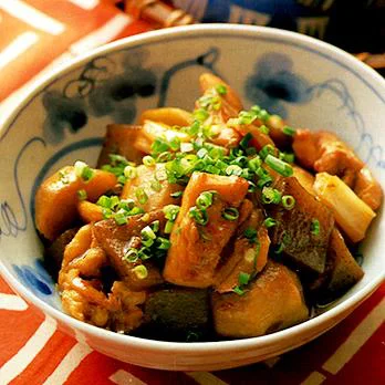 「とり肉と里いもの中華風煮もの」の太らない献立