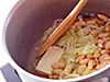 混ぜるときは豆をつぶさないように注意