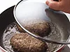 ふたをして、弱火で中まで火を通す