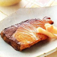 ぶりのバターじょうゆ照り焼き By沼口ゆきさんの料理レシピ プロのレシピならレタスクラブ