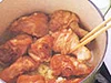 かくし味にケチャップとソースを入れる