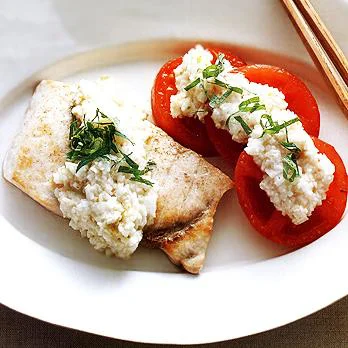 かじきとトマトのステーキ長いもソース