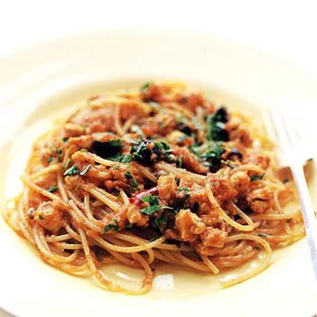 あなごとトマトソースのパスタ