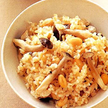 しめじと大豆の玄米ご飯