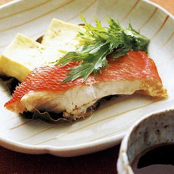 豆腐と金目鯛の蒸しもの自家製ゆずポン酢