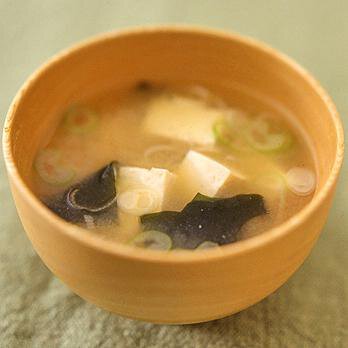 豆腐とわかめのみそ汁 By広沢京子さんの料理レシピ プロのレシピならレタスクラブ