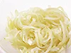 玉ねぎは電子レンジで加熱すると火の通りが早く、鍋で炒める時間が短くてすむ。