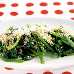 ほうれん草のチーズがけ
