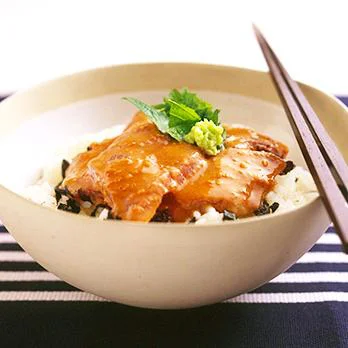 かつおのごまだれ丼