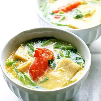 高野豆腐とトマトのスープ