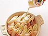 ソースの代わりに生クリームを回しかける