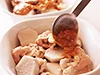 たれはところどころにかけてピザ用チーズで表面を覆う