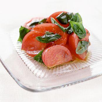 トマトとバジルのサラダ By葛西麗子さんの料理レシピ プロのレシピならレタスクラブ