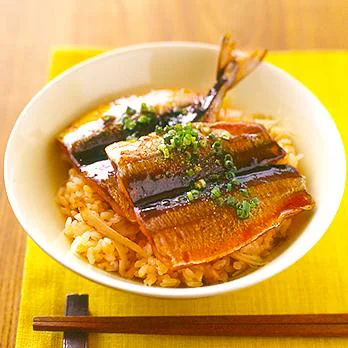 さんまの蒲焼き丼