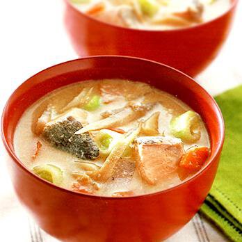 鮭の粕汁 By吉田瑞子さんの料理レシピ プロのレシピならレタスクラブ