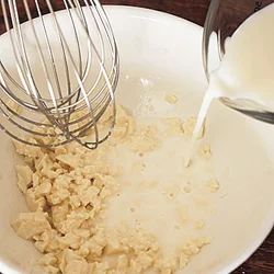 小麦粉の代わりに豆腐＋牛乳でクリーミーに