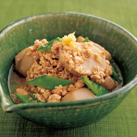 里いもととりひき肉の煮もの By藤野嘉子さんの料理レシピ プロのレシピならレタスクラブ