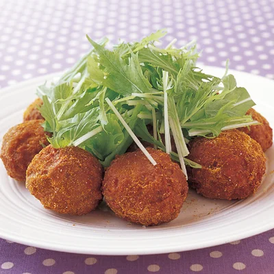 「カレー風味揚げだんご」の太らない献立