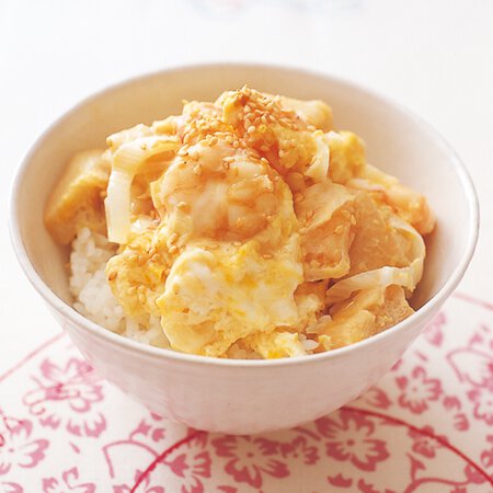 えびと麩の卵どんぶり By藤井恵さんの料理レシピ プロのレシピならレタスクラブ