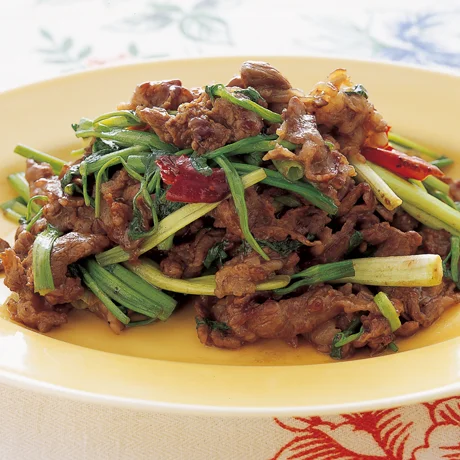牛肉とせりの炒めもの