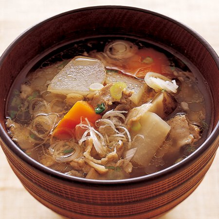 豚汁 By飛田和緒さんの料理レシピ プロのレシピならレタスクラブ