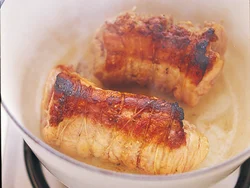 粉をまぶして、しっかり焼きつける