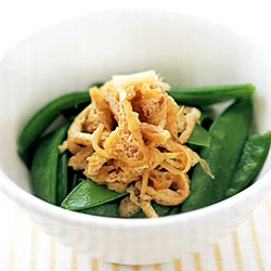 絹さやと油揚げのさっと煮