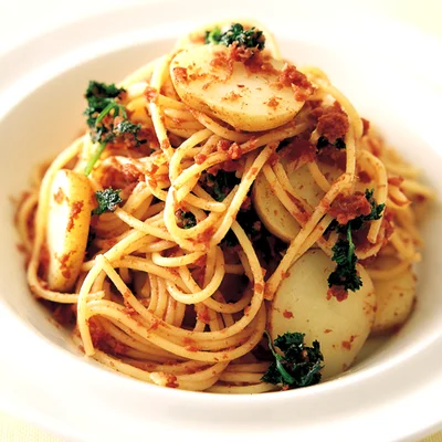 新じゃがとコンビーフのパスタ