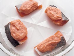 鮭の明太マヨ焼き By小田真規子さんの料理レシピ プロのレシピならレタスクラブ