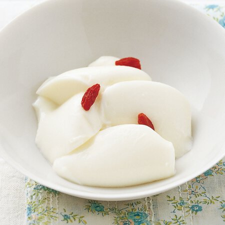 ふるふる杏仁豆腐 By渡部和泉さんの料理レシピ プロのレシピならレタスクラブ