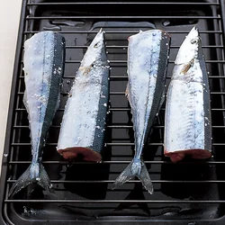 焼く直前にも塩をふって味をつける