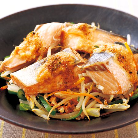 鮭のちゃんちゃん焼き風蒸し煮 By藤野嘉子さんの料理レシピ プロのレシピならレタスクラブ