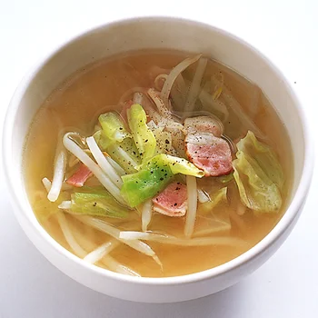 キャベツともやしのスープ【by 井上和子さん】