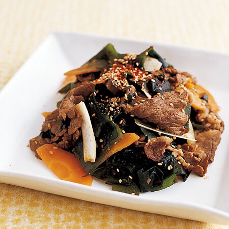 わかめと牛肉の韓国風炒め By井上和子さんの料理レシピ プロのレシピならレタスクラブ わかめと牛肉の韓国風炒め By井上和子さんの料理レシピ プロのレシピならレタスクラブ