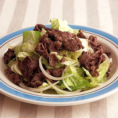 牛肉の粒マスタード炒め