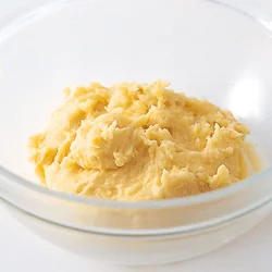さらに電子レンジでなめらかにする