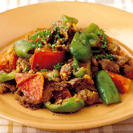 牛肉とトマトのカレー炒め